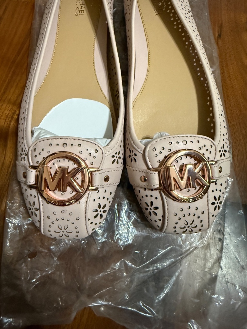 Michael Kors Shoes Perforated Flats, Pink, Size 10 - Picture 4 of 7